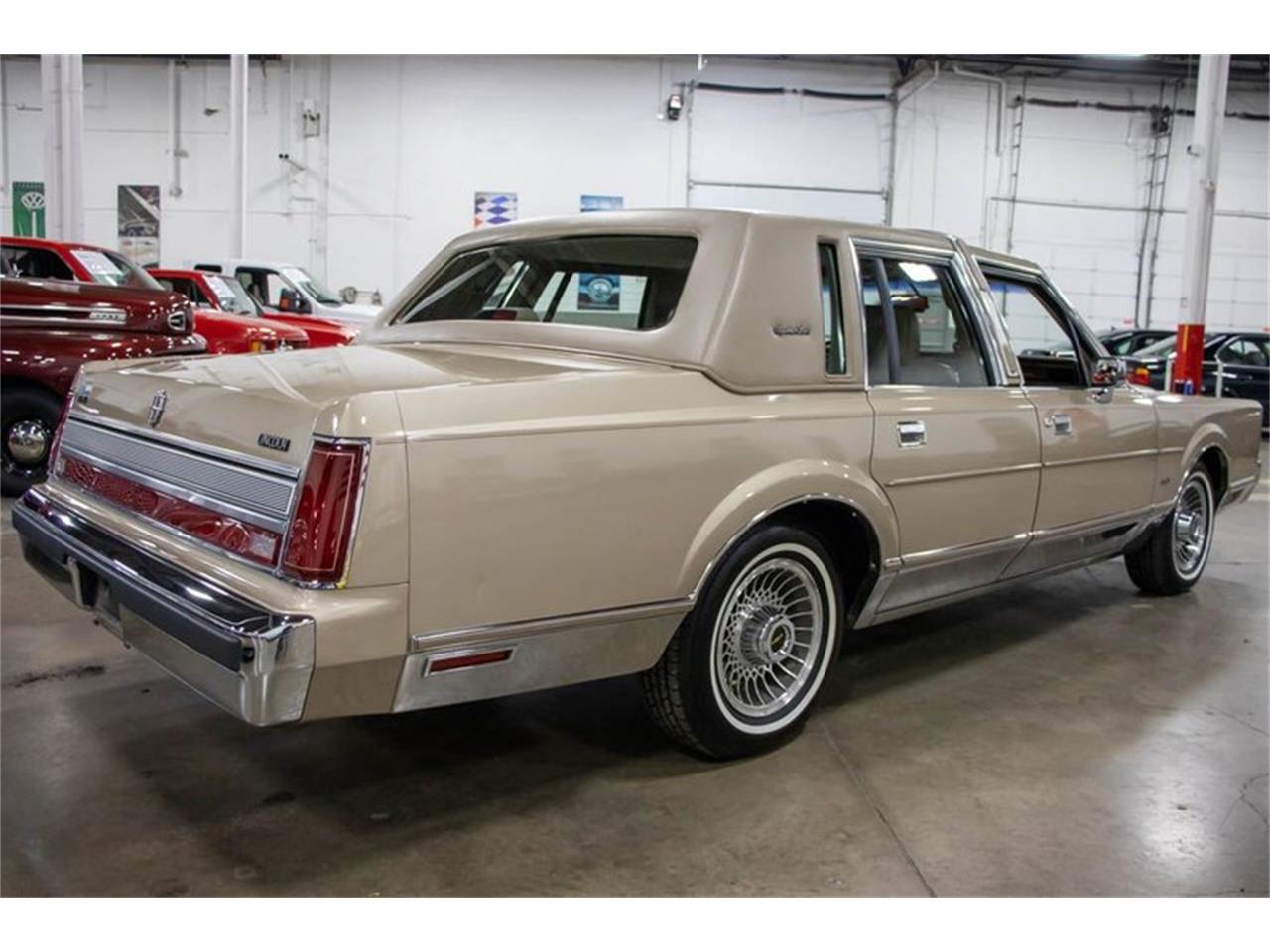 1989 Lincoln Town Car for sale in Kentwood, MI – photo 6