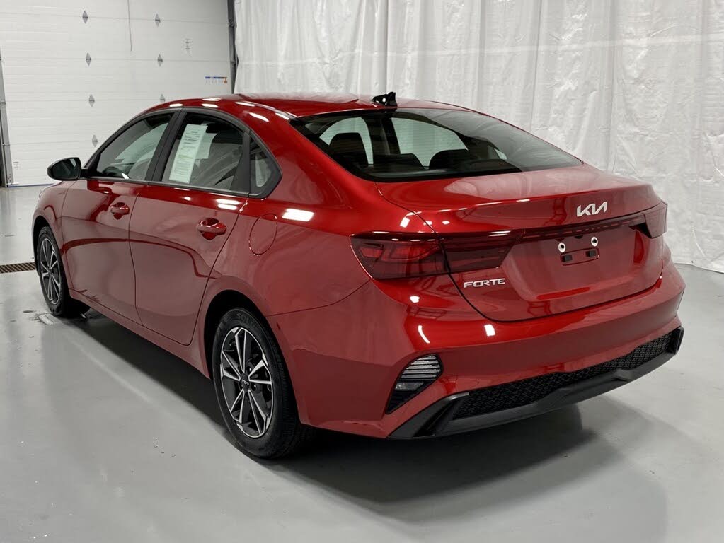 2022 Kia Forte LXS FWD for sale in Middletown, PA – photo 5