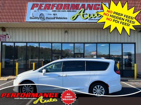 2018 Chrysler Pacifica Touring L FWD Minivan - - by for sale in Bohemia, NY – photo 3