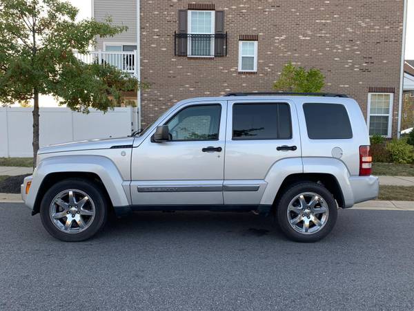 Jeep liberty 4x4 for sale in Waldorf, District Of Columbia – photo 2