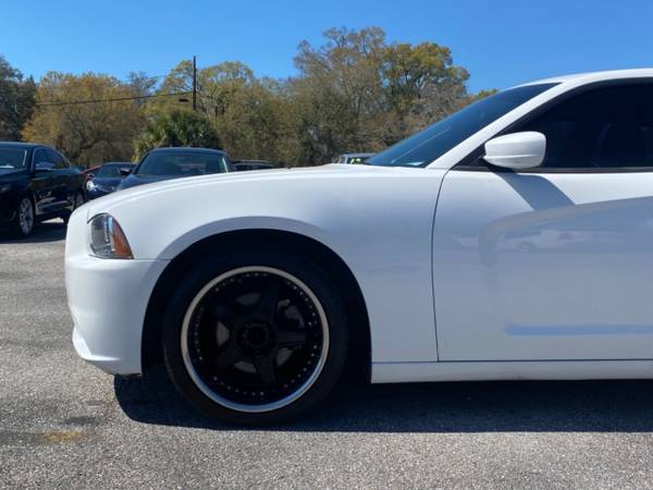 2014 Dodge Charger 4dr Sdn SXT RWD - - by dealer for sale in Bradenton, FL – photo 10