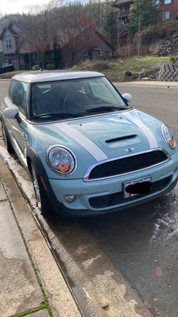 MINI COOPER FOR SALE - cars & trucks - by owner - vehicle automotive... for sale in Winchester, OR – photo 2