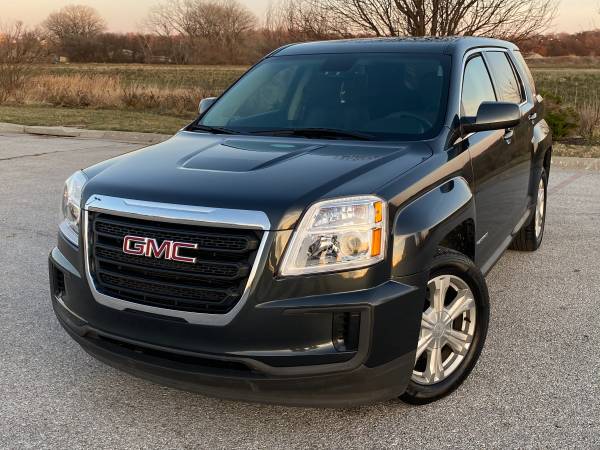 2017 GMC TERRRAIN SLE ***42K MILES ONLY*** - cars & trucks - by... for sale in Omaha, IA – photo 3