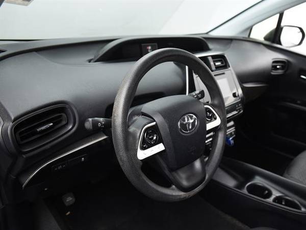 2016 Toyota Prius Two Hatchback 4D hatchback Black - FINANCE ONLINE for sale in Bakersfield, CA – photo 2