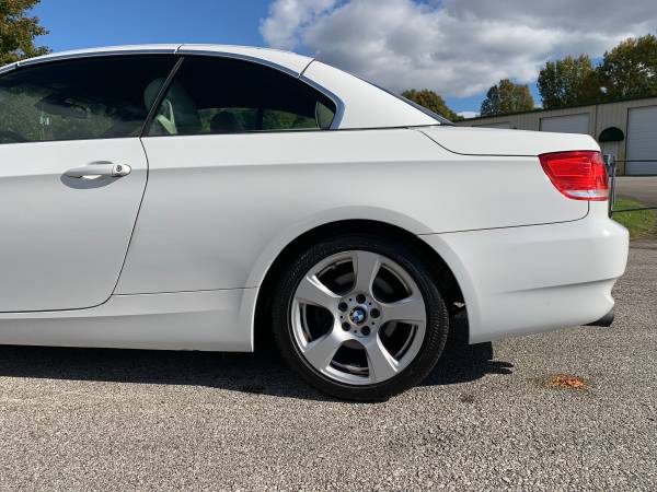 2008 BMW 328i hard top convertible 67k miles White w/Tan leather for sale in Jeffersonville, KY – photo 22