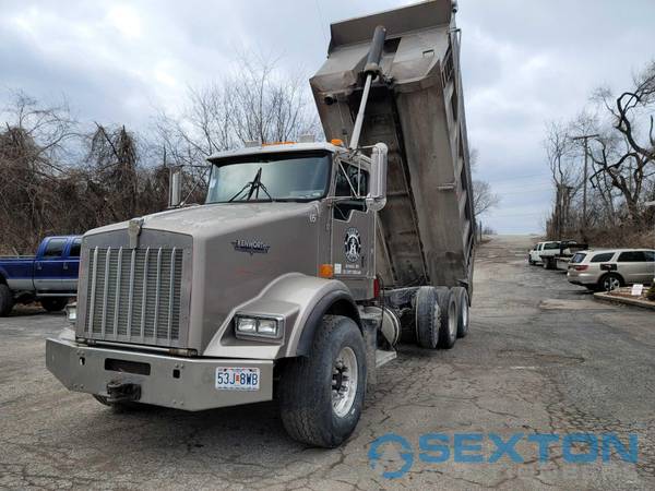 1999 Kenworth T800 Dump Truck - - by dealer - vehicle for sale in Arnold, MO – photo 4