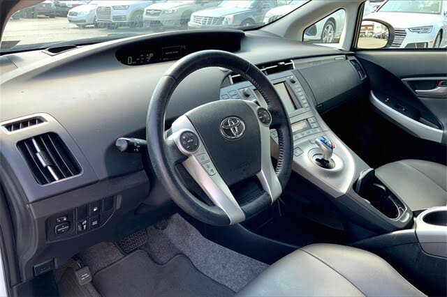2015 Toyota Prius Plug-In Advanced for sale in Conshohocken, PA – photo 16