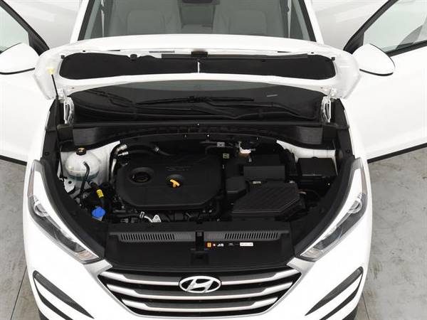 2018 Hyundai Tucson SEL Sport Utility 4D suv White - FINANCE ONLINE for sale in Richmond , VA – photo 4