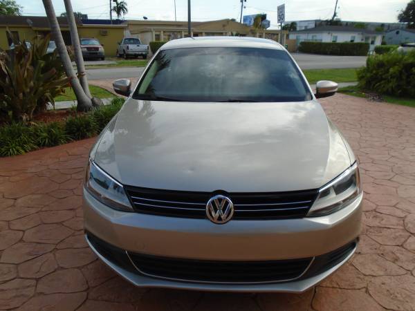 2013 VW Jetta SE - cars & trucks - by owner - vehicle automotive sale for sale in Miami, FL – photo 3