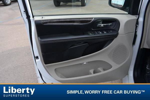 2015 Chrysler Town Country Touring - - cars & trucks - by dealer -... for sale in Rapid City, SD – photo 21