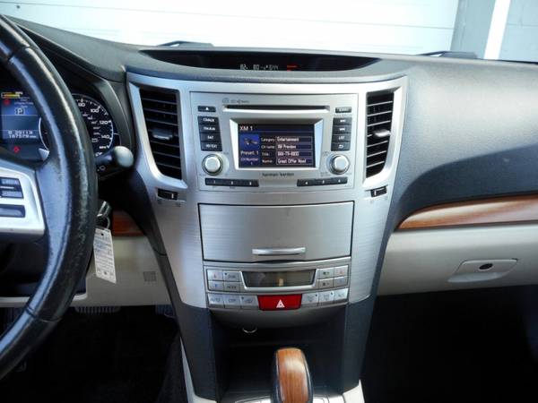2014 Subaru Outback 4dr Wgn H4 Auto 2 5i Limited for sale in Marion, IA – photo 13