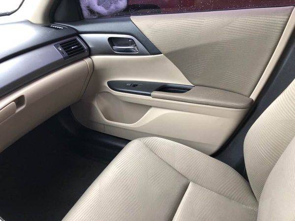 2015 Honda Accord LX 4dr Sedan CVT for sale in West Chester, OH – photo 18