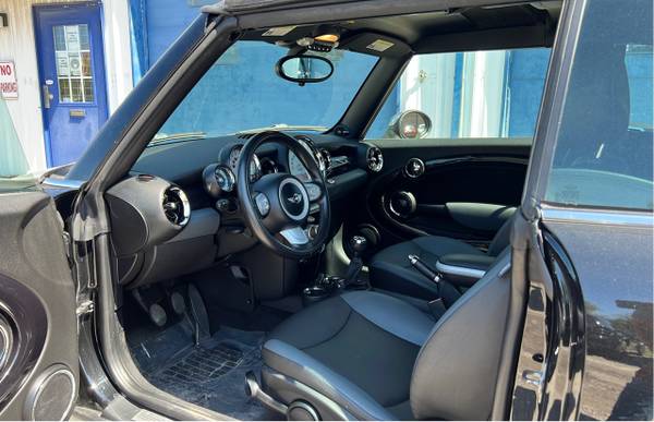 2010 MINI Cooper Convertible - - by dealer - vehicle for sale in Indianapolis, IN – photo 17