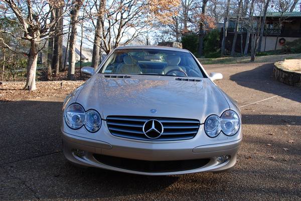 Beautiful 2004 Mercedes SL500 for sale in Chattanooga, TN – photo 11