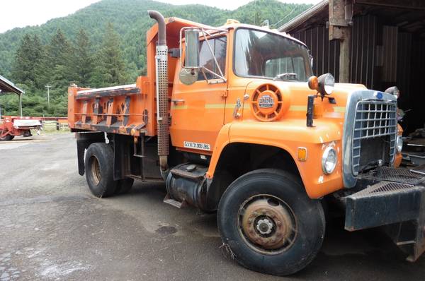 farm 5 yd dump truck lots hyd extras for sale in Tillamook, OR – photo 2
