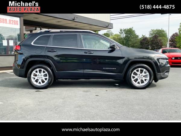 2015 Jeep Cherokee Limited 4x4 - cars & trucks - by dealer - vehicle... for sale in east greenbush, NY – photo 3