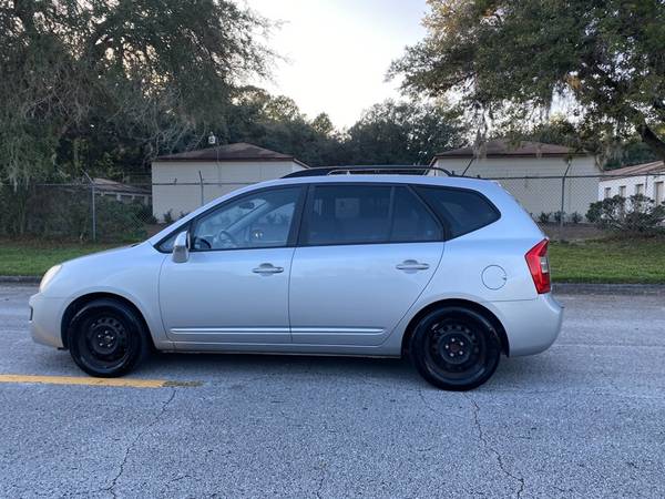 09 Kia Rondo LX -No Dealer Fees - SALE ENDS 11/22 - cars & trucks -... for sale in Gainesville, FL – photo 8
