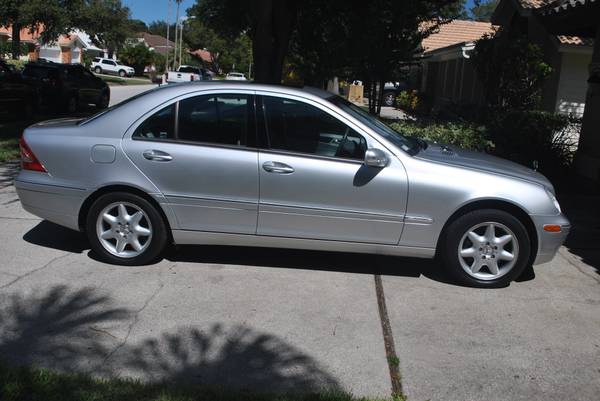 2002 Mercedes Benz C240 Low Miles Sunroof Excellent Condition for sale in Clearwater, FL – photo 5