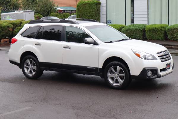2013 Subaru Outback Limited - LEATHER / MOONROOF / 1 OWNER / LOW... for sale in Beaverton, OR – photo 2