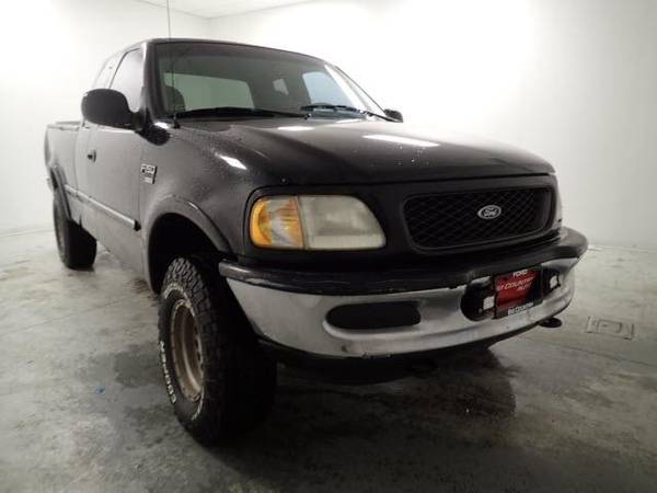 *1998* *Ford* *F-150* *Supercab 139 4WD XLT* for sale in Madison, IA – photo 16