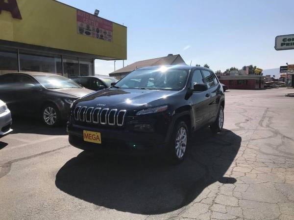 2014 Jeep Cherokee Sport 4dr SUV -ALL CREDIT WELCOME!! - cars &... for sale in Wenatchee, WA – photo 3