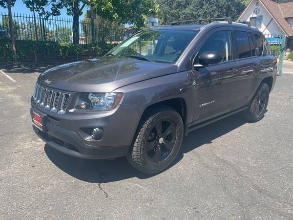 2017 Jeep Compass Sport 4X4 Roof Rack Keyless Entry Great MPG for sale in Fair Oaks, CA – photo 2