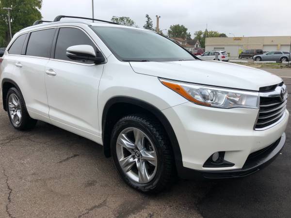 2016 Toyota Highlander Limited 4X4 Pearl White/Black Loaded NEW COND. for sale in Mount Clemens, MI – photo 5