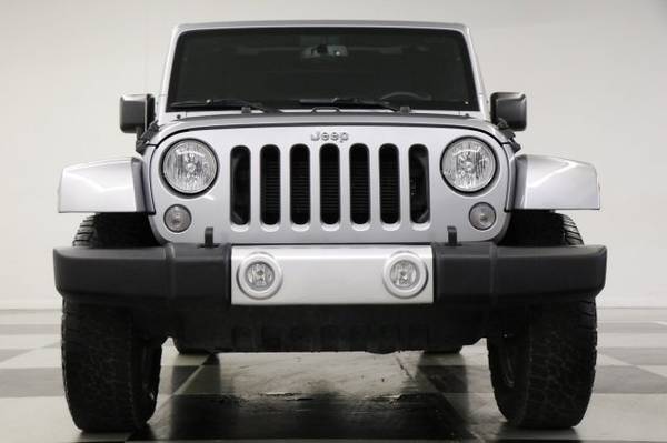 *LIKE NEW Silver WRANGLER 4WD* 2015 Jeep *CHROME RIMS & BLUETOOTH* for sale in Clinton, KS – photo 13