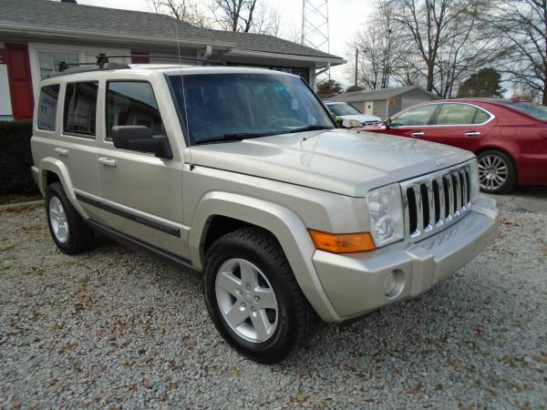 2008 Jeep Commander Sport 4WD - - by dealer - vehicle for sale in Villa Rica, GA – photo 3