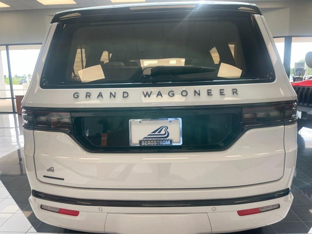 2022 Wagoneer Grand Wagoneer Series II 4WD for sale in Kaukauna, WI – photo 19