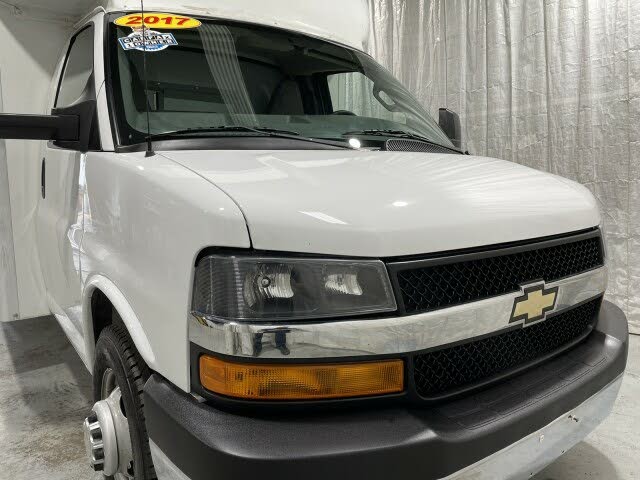 2017 Chevrolet Express Chassis 3500 159 Cutaway RWD for sale in Wyoming , MI – photo 7