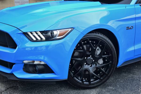 2017 Ford Mustang GT Rare Grabber Blue ONLY 31k Miles 6 Speed Manual for sale in Miami, NY – photo 2