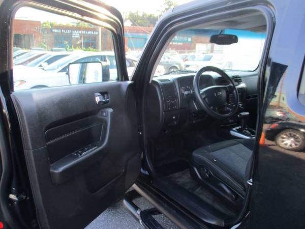 2006 Hummer H3 Sport **4WD/Clean title & Hot Deal** for sale in Roanoke, VA – photo 10