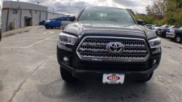 2016 Toyota Tacoma TRD Offroad offroad Black for sale in Dudley, RI – photo 3
