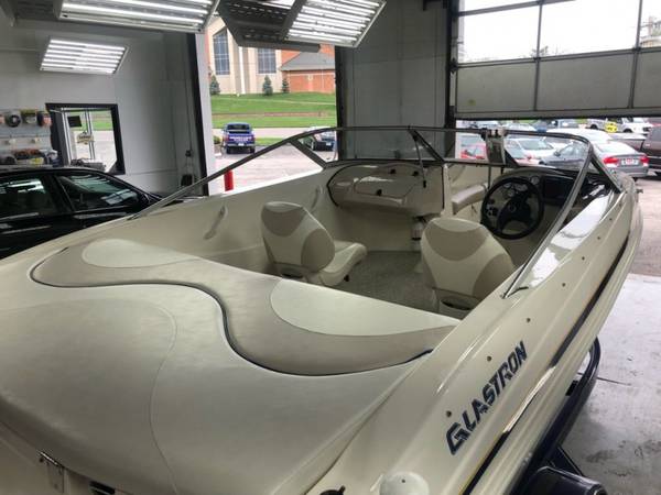 2007 GLASTRON MX 175 18' RunAbout for sale in Saint Louis, MO – photo 6