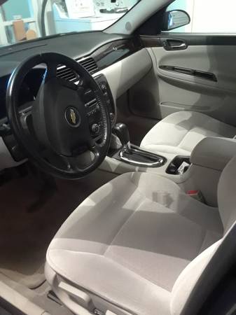 2013 Chevrolet Impala LT 4 Door Sedan for sale in Elizabethtown, PA – photo 4