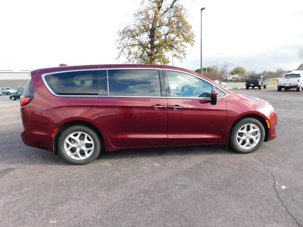 2017 Chrysler Pacifica Touring-L - cars & trucks - by dealer -... for sale in Mankato, MN – photo 18