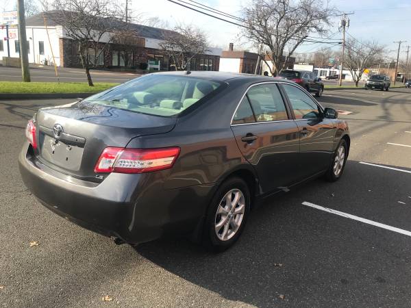 Holiday Special Price * 2011 Toyota Camry LE - cars & trucks - by... for sale in Hamden, CT – photo 4