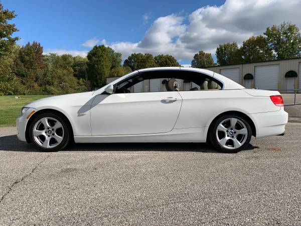 2008 BMW 328i hard top convertible 67k miles White w/Tan leather for sale in Jeffersonville, KY – photo 20