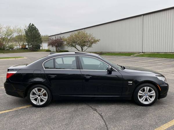2009 BMW 528 XI Automatic for sale in Crystal Lake, IL – photo 4