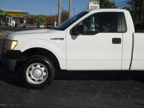 2010 Ford F150 Regular Cab Lon Bed 4x4 V8 Only 66, 000 miles! - cars for sale in Lees Summit, MO – photo 4