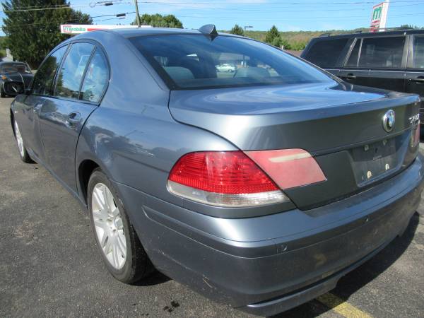2006 bmw 750i navigation,leather drives good for sale in Johnson City, NY – photo 3
