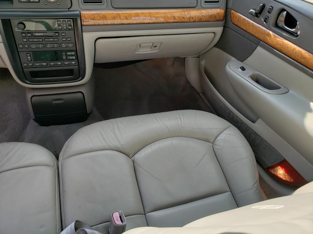 1999 Lincoln Continental FWD for sale in Duluth, GA – photo 31