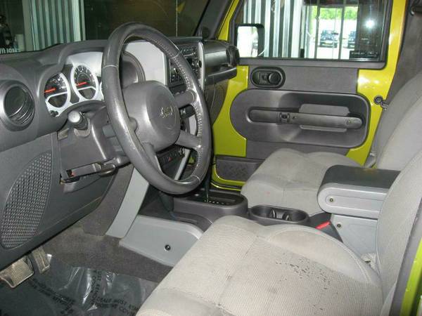 2007 JEEP WRANGLER UNLIMITED-ALL OF OUR WRANGLERS PRICED TO SELL! for sale in Comstock Park, MI – photo 8