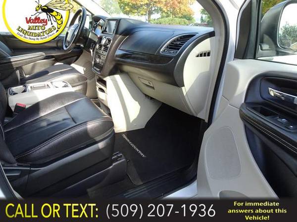 2014 Chrysler Town Country Touring 3.6L V6 Extended Minivan 82K Mi for sale in Spokane, WA – photo 11