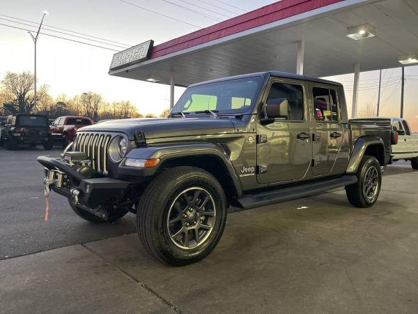2021 Jeep Gladiator Overland 4x4 4dr Crew Cab 5 0 ft SB - CALL/TEXT for sale in Charlotte, NC – photo 8