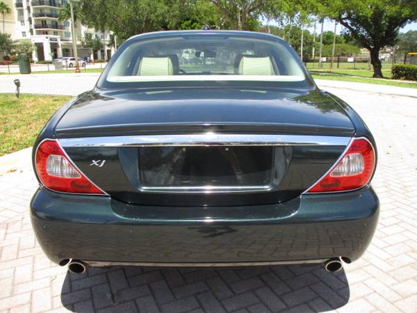 2008 Jaguar XJ8 72, 564 Low Miles Clean Carfax Dealer Serviced - cars for sale in Fort Lauderdale, FL – photo 19