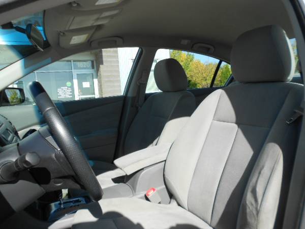 2011 Nissan Altima 2.5 S - cars & trucks - by dealer - vehicle... for sale in Iowa City, IA – photo 9