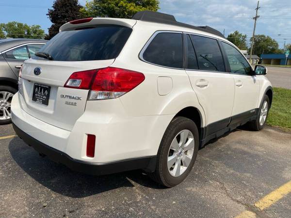 * 2012 SUBURU OUTBACK * 2.5I LIMITED * LOADED * ONE OWNER * NICE! -... for sale in Lapeer, MI – photo 7