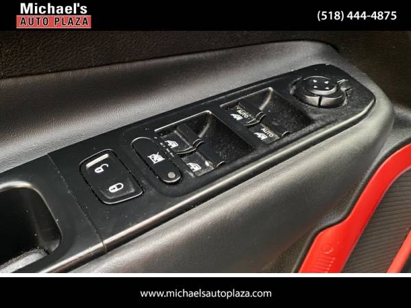 2016 Jeep Renegade Trailhawk 4x4 - cars & trucks - by dealer -... for sale in east greenbush, NY – photo 20
